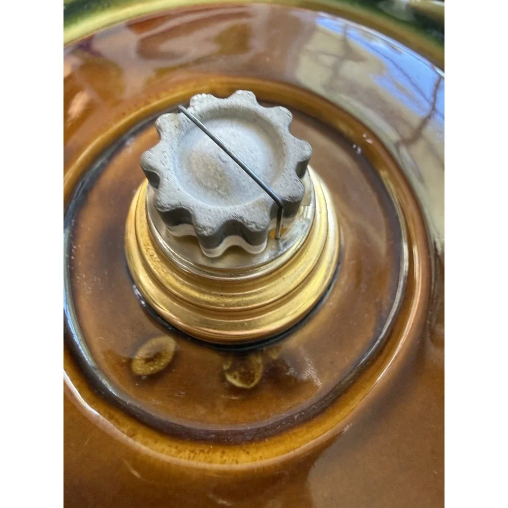 Decorative Ceramic Cutwork Brown Green Glaze Catalytic Fragrance Diffuser
